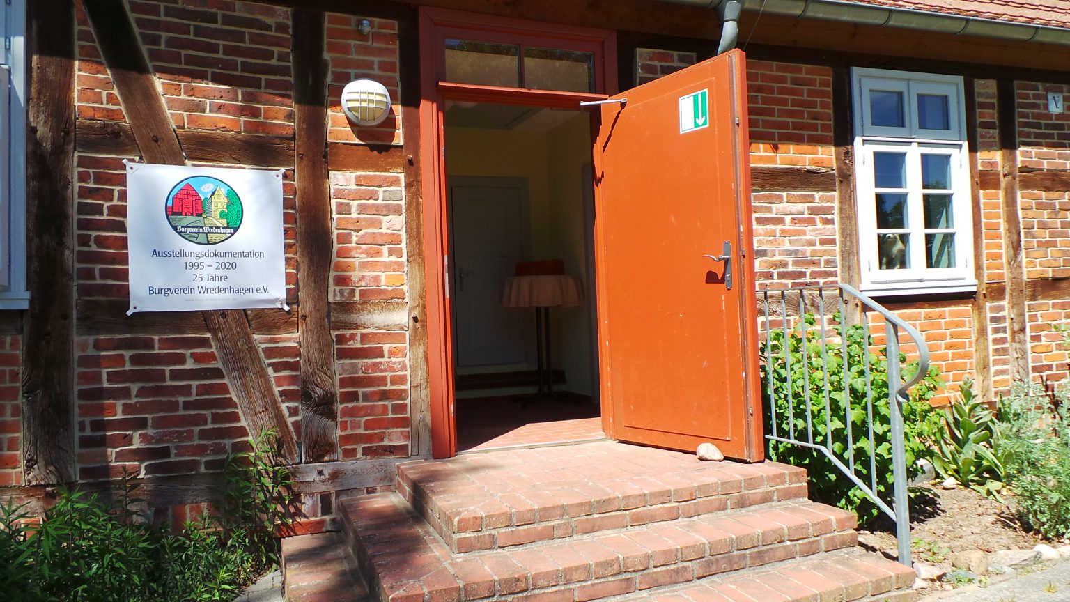 05.Juli 2020 Kräuterwanderung auf der Burg Wredenhagen NOVUM